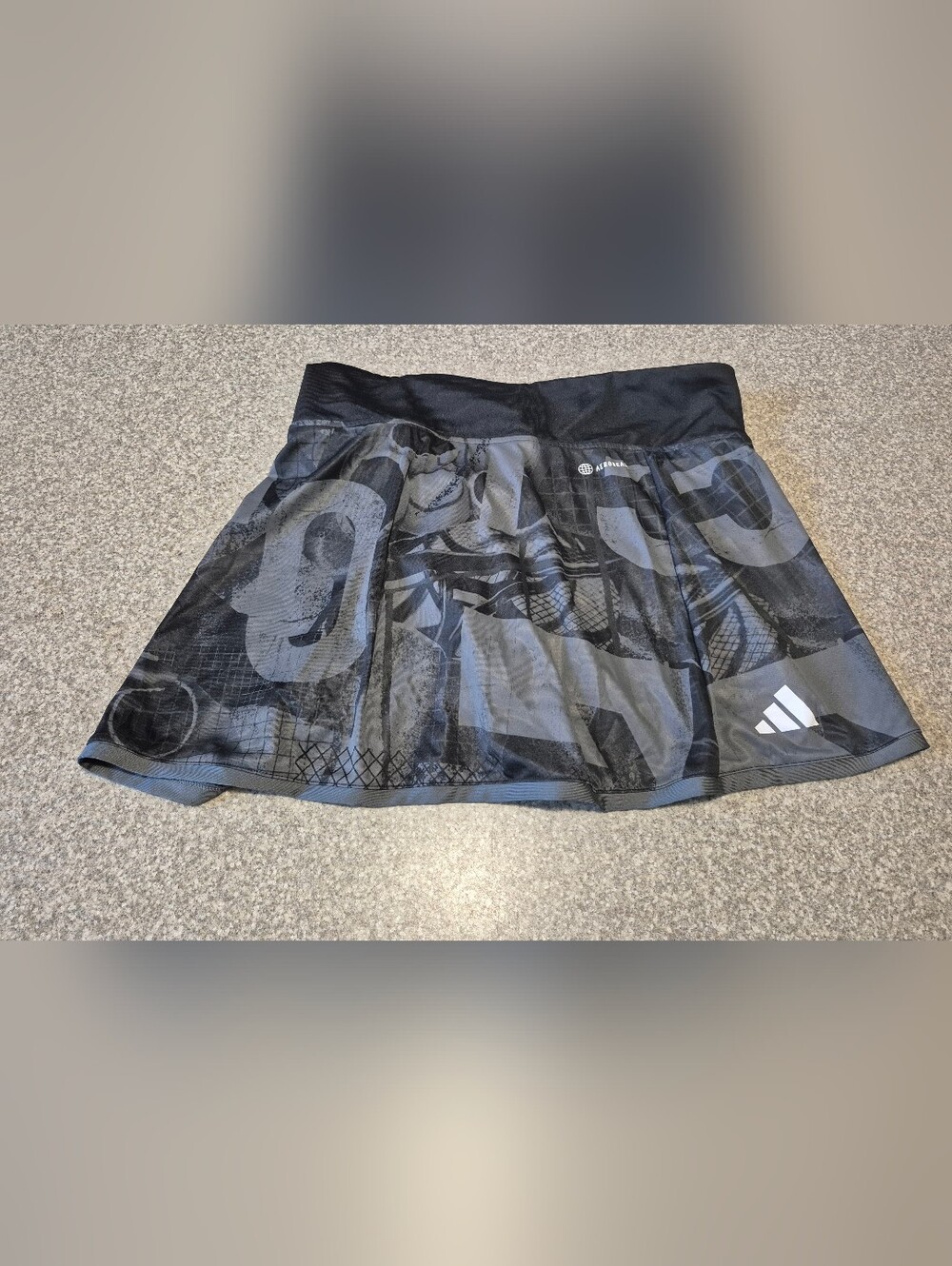 Womens Adidas Skirt Size Medium